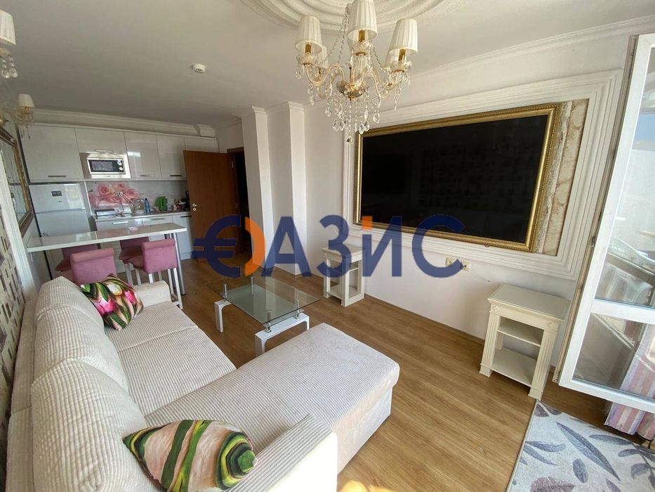 Продава се Двустаен апартамент в к.к. Слънчев бряг - 68 кв.м за 1868 €/кв.м - Снимка #1