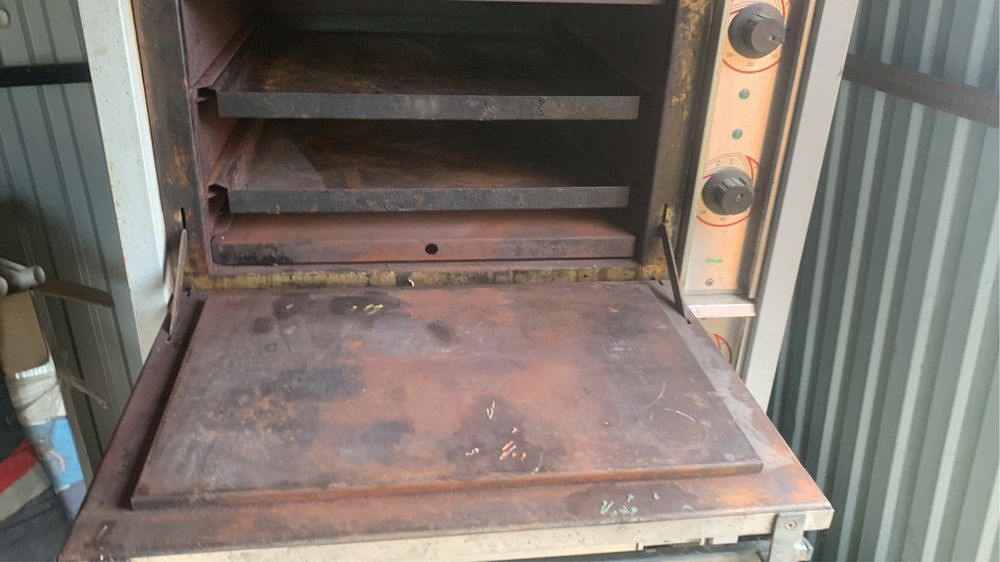 Духовой шкаф жарочный