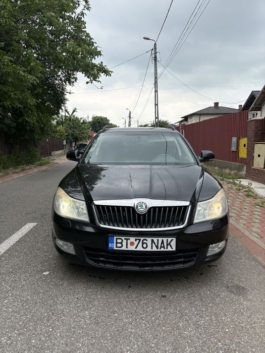 SKODA Octavia 2012