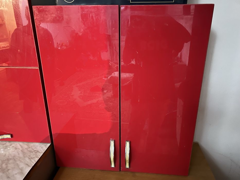 Кухонный гарнитур продаем срочно