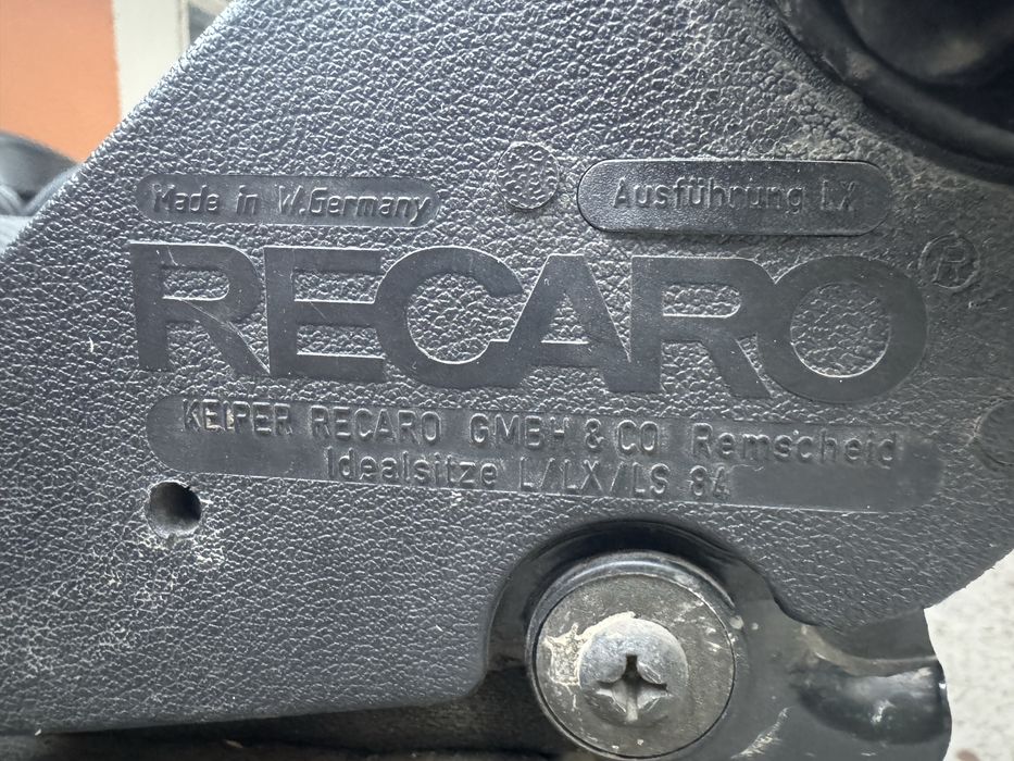 Седалки Recaro LX