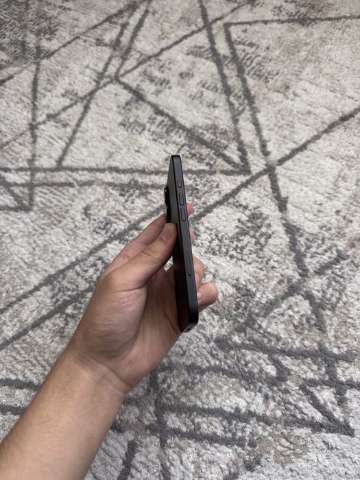 iPhone 16 128гб АКБ 92%