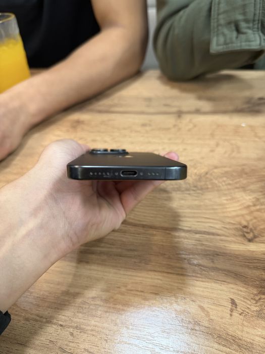 IPhone 15 pro.