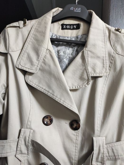 Продам  плащ женский