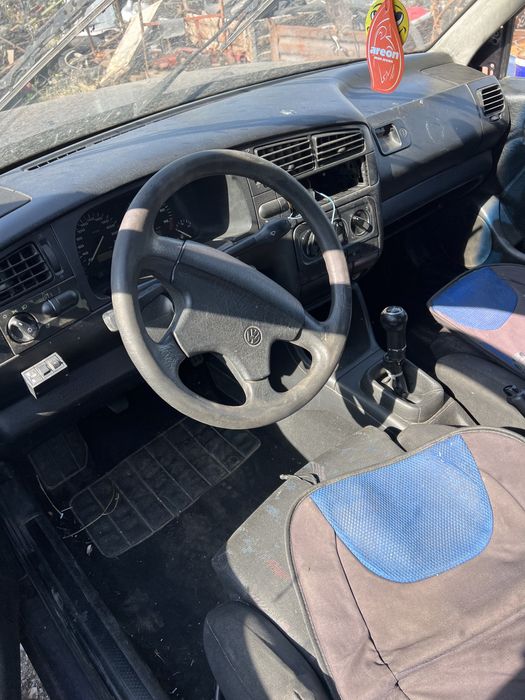 Volkswagen Golf 3 НА ЧАСТИ