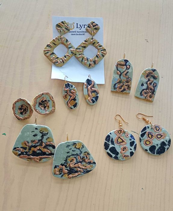 Vând cercei handmade din ceramica