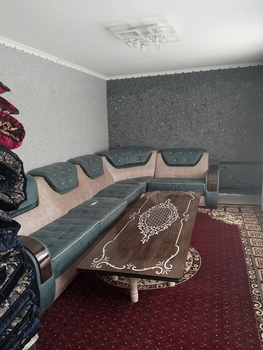 Ховли жой  Чирчик шахрида бонусга авто Киа Карнивал