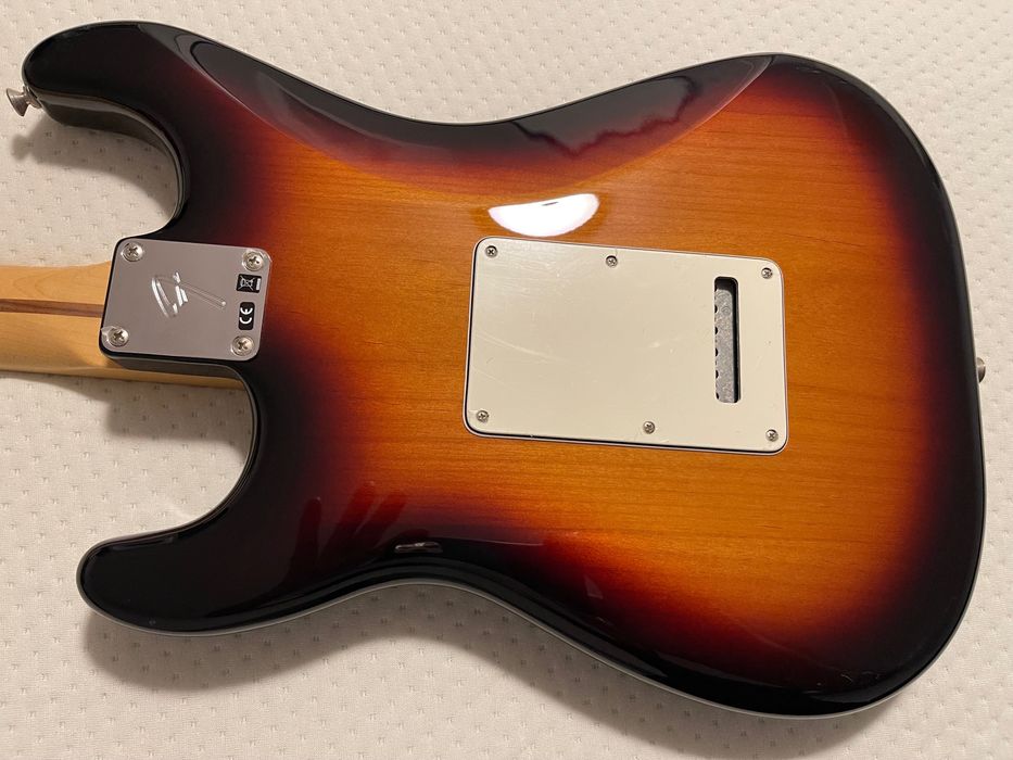 Fender Stradocaster Mexico с кейсом