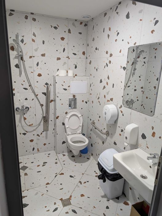 Дава се под наем Офис в София, Зона Б-19 - 12 кв.м за 448.8 € - Снимка #6