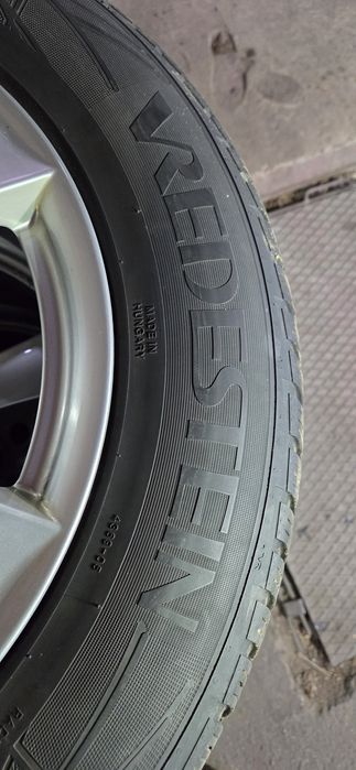 BMW X1 и Х3 джанти със гуми  225/60/17  7,5J×17 ET32  5×120 + сензори