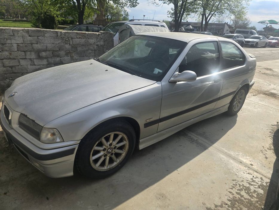 Продавам BMW 318