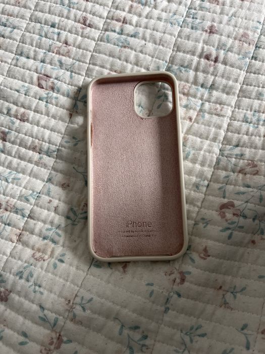 Чехол на айфон 13