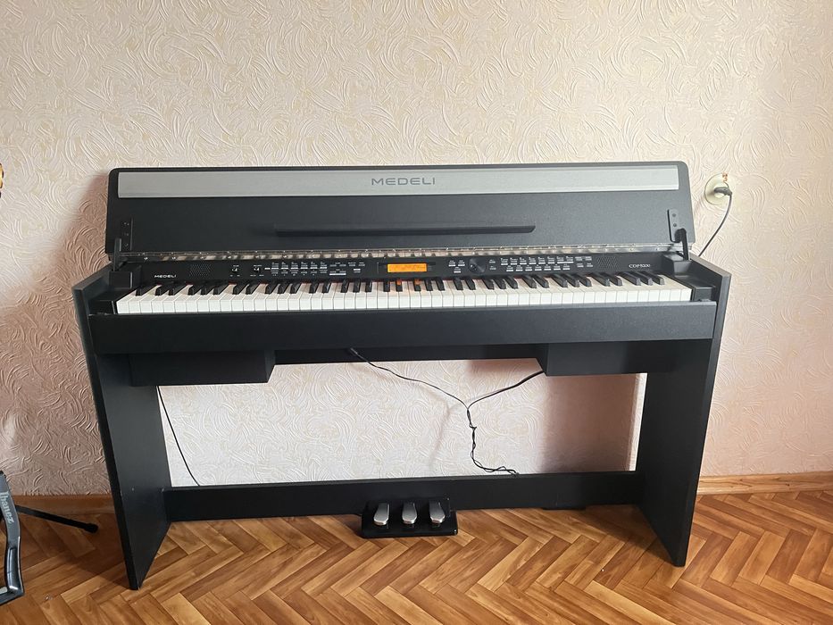 Цифровое пианино medeli