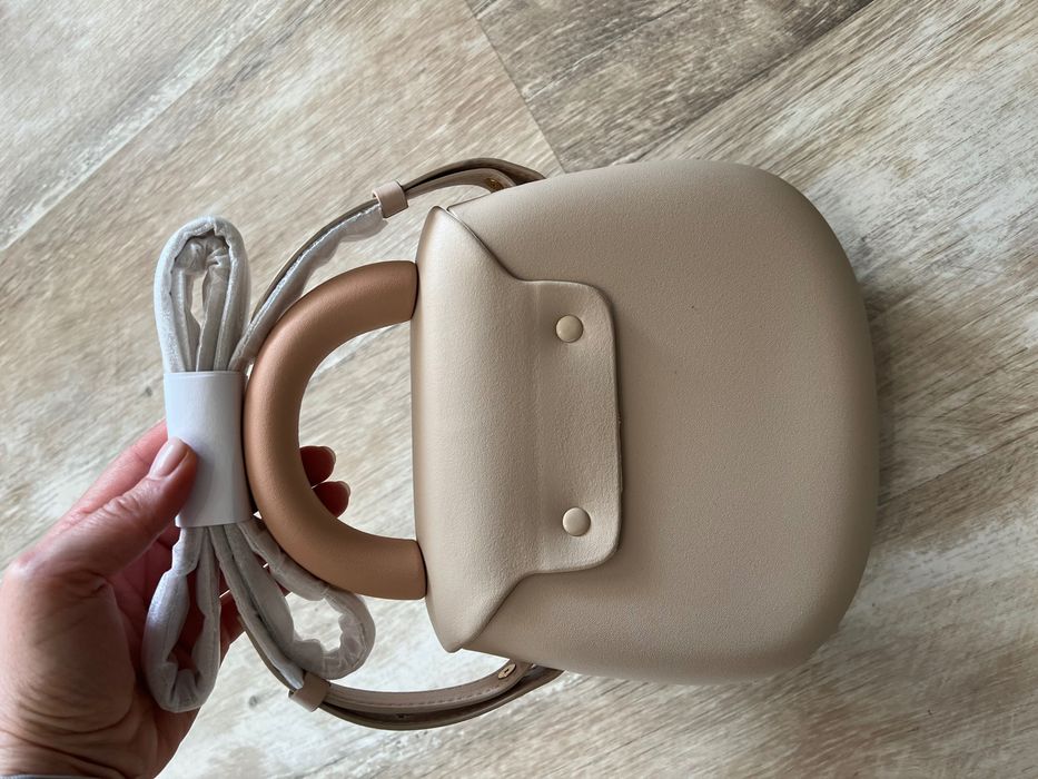 Малка дамска чанта