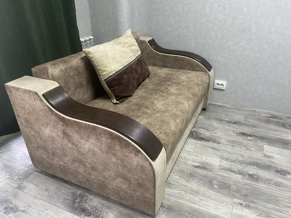 Продам диван, раскладывается