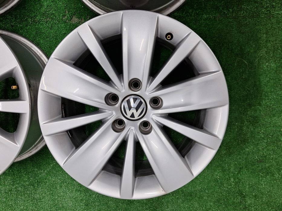 Фолскваген-16цола-5/112-ЕТ-33:Ж-6,5-оригинални