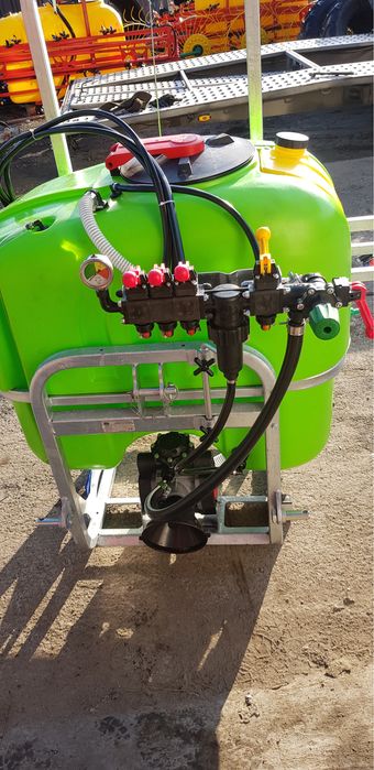 Piese met erbicidat Tolmet 800 l 1000 l  Polonia