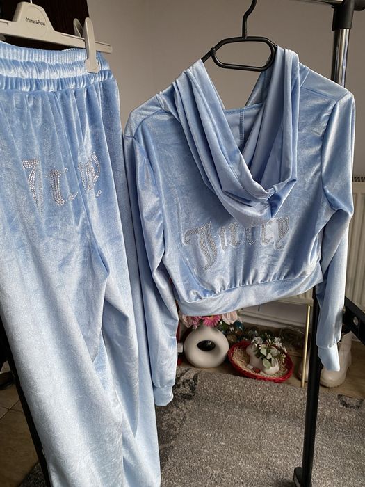 Trening din catifea Juicy nou nout S