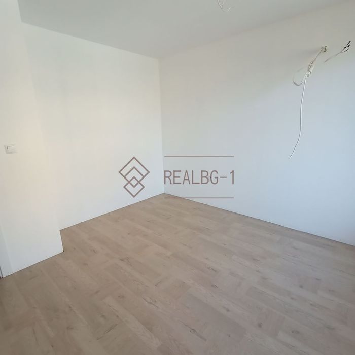 Продава се Двустаен апартамент в с. Кранево, Област Добрич - 67 кв.м за 1109 €/кв.м - Снимка #4