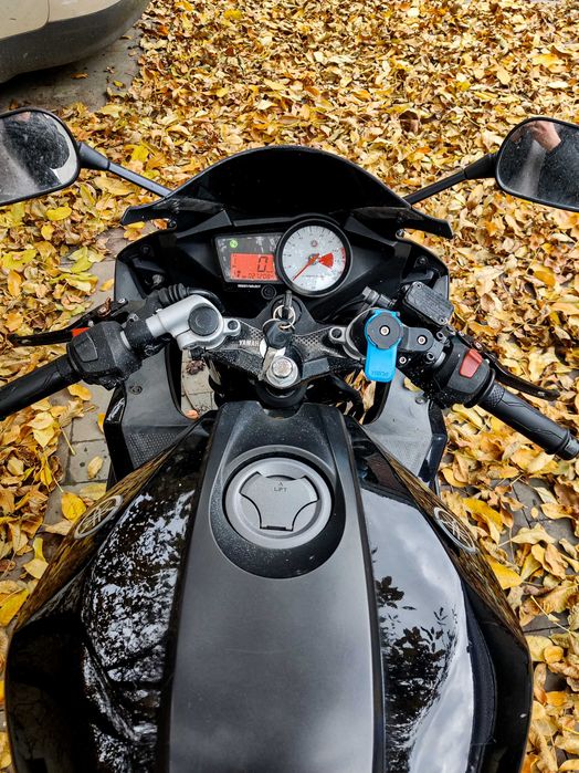 Moto Yamaha yzf R125