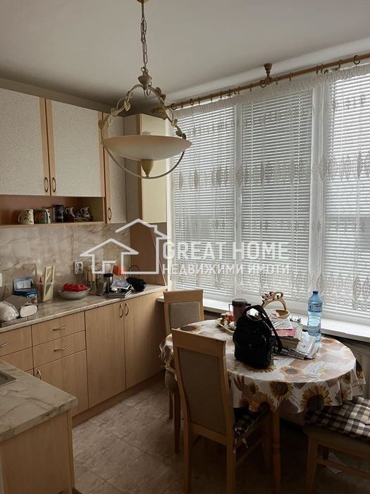 Продава се Четиристаен апартамент в Търговище, Център - 96 кв.м за 638 €/кв.м - Снимка #3