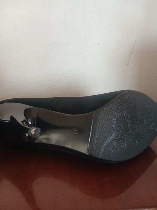 Туфли 37 размера