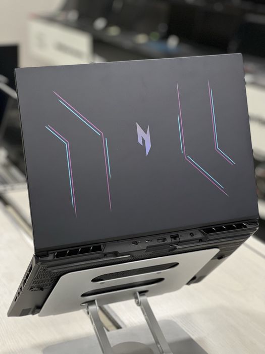 Топовый Acer Shadow | QHD дисплей | i7-14gen