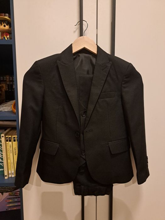 Официален костюм за момче