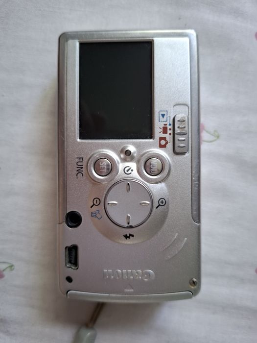 Aparat foto digital Canon IXUS i - Pachet complet