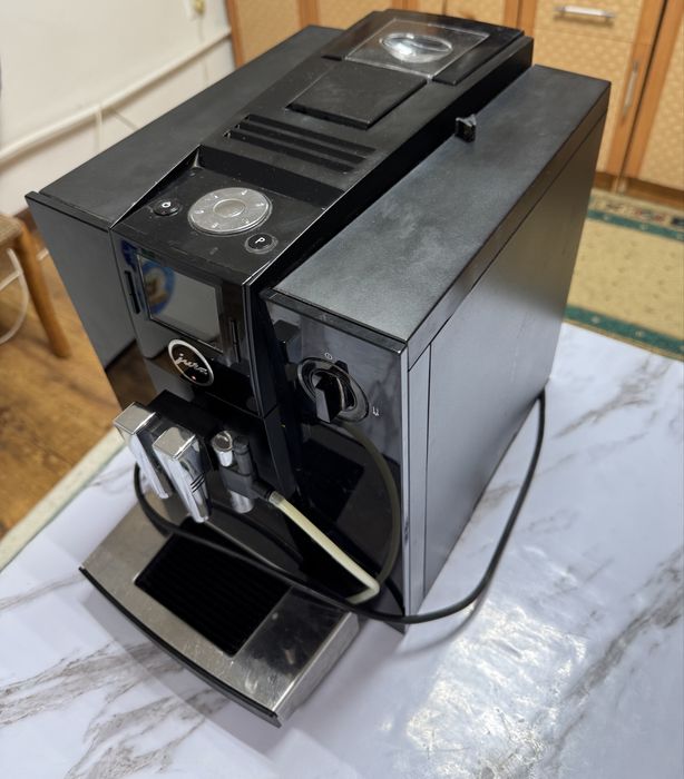 Jura impressa F8 TFT