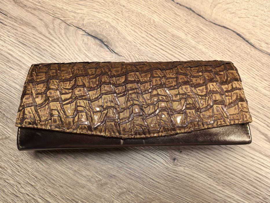 Дамски чанти за ръка и рамо