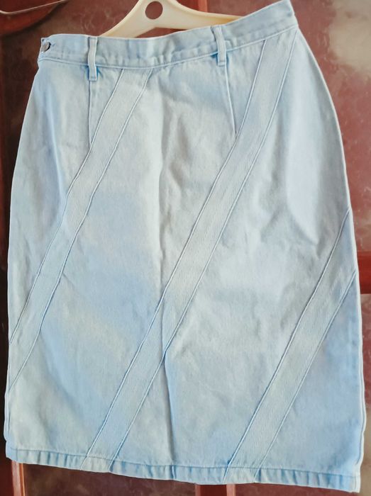 Продам юбки б-у ,кофты б-у ,куртку б-у