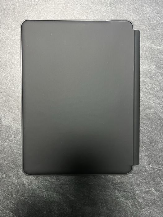 Husă cu Tastatură Earto pentru iPad Air 11 / Pro 11, Magic Style, Trackpad, Iluminată,