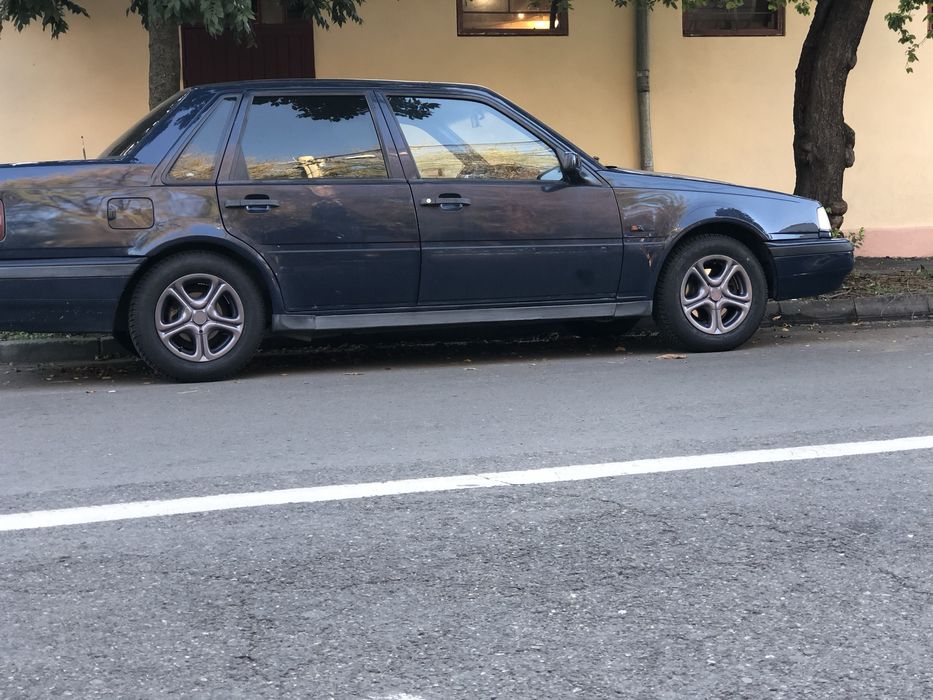 De vanzare Volvo 460 GLE