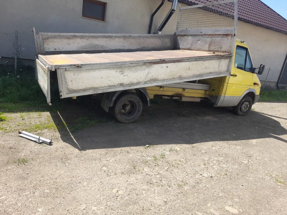 Se vinde urgent mercedes sprinter basculabil