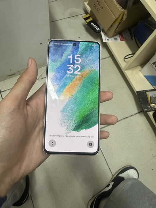 Продам Samsung S21 fe 5G