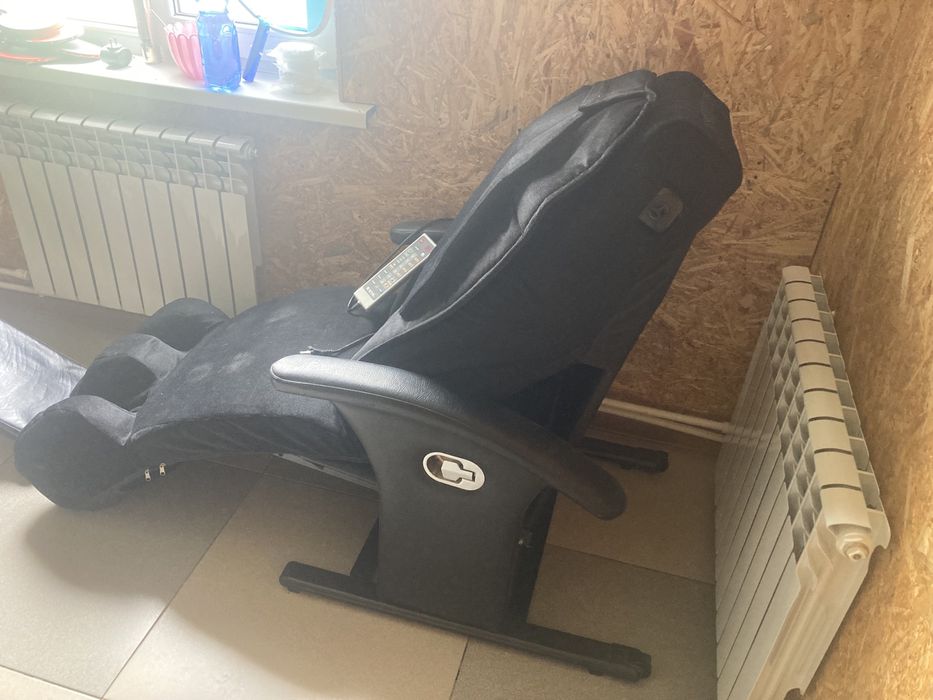 Массажное кресло
