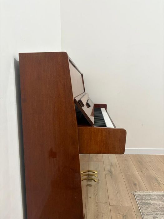 Фортепияно продается