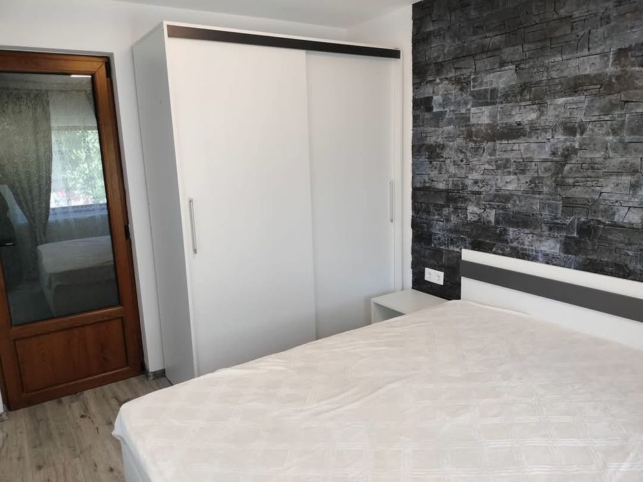 Închiriez casă în brailita