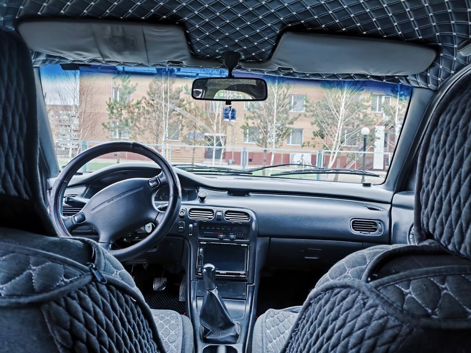 Продам Мазду Кронос на ходу