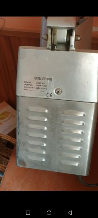 Sabzavot maydalaydigan aparat