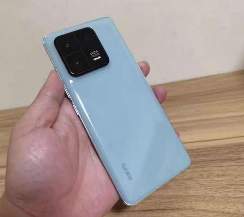 Xiaomi 13 Pro (256GB) — Ideal holatda