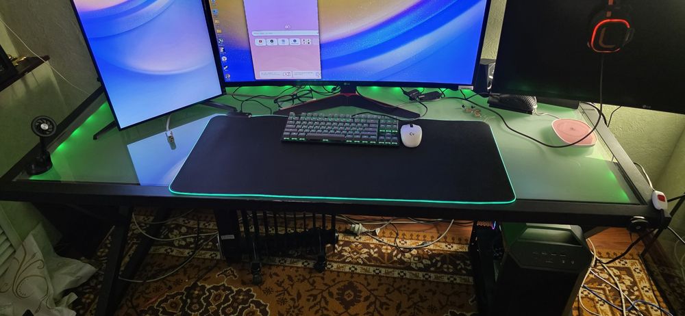 Стол компютерный. В стиле лофт металл+стекло с подсветкой.