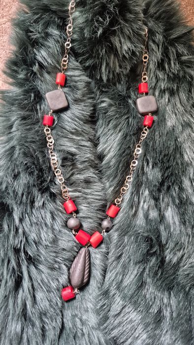 Украшения. Натуральный