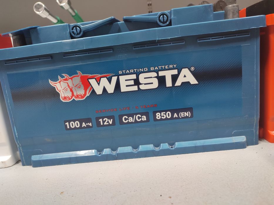 Аккумуляторы Веста