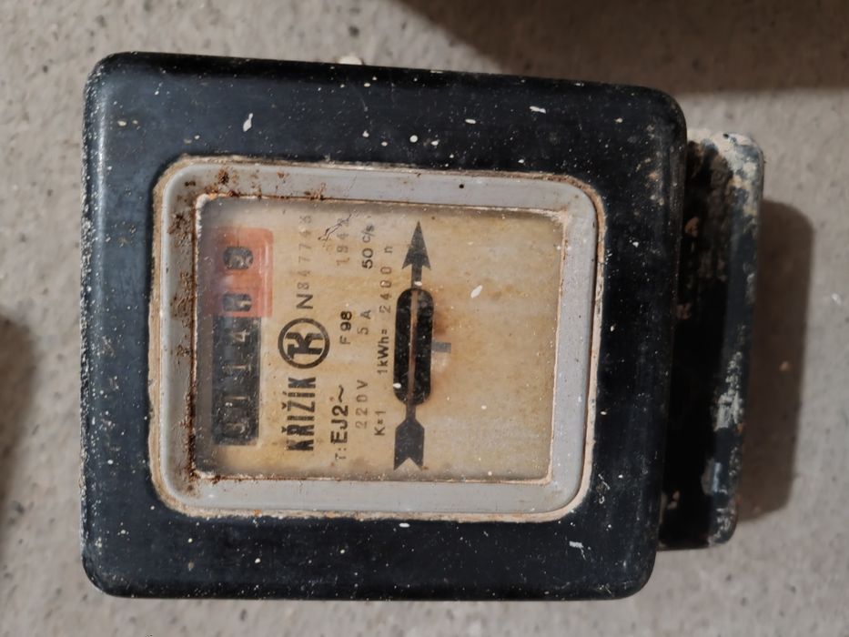 Стар чешки електромер