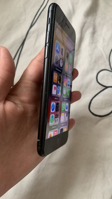 Айфон 7, 32гб, в идеале iPhone 7