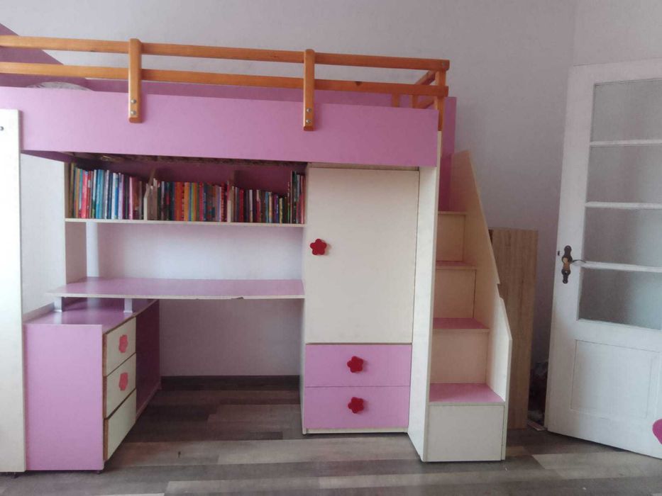 Mobila pentru fete