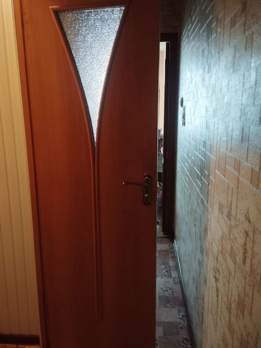 Продам деревянные двери