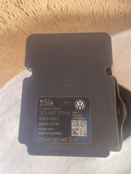 Pompa ABS modul VW Transporter T5 2.0TDi 2010-2017 original din dezmem